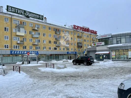 Г. Комсомольская 40а киров почта. Комсомольская 40 искитим. Комсомольская 40а киров. Садовый магазин на комсомольской киров.
