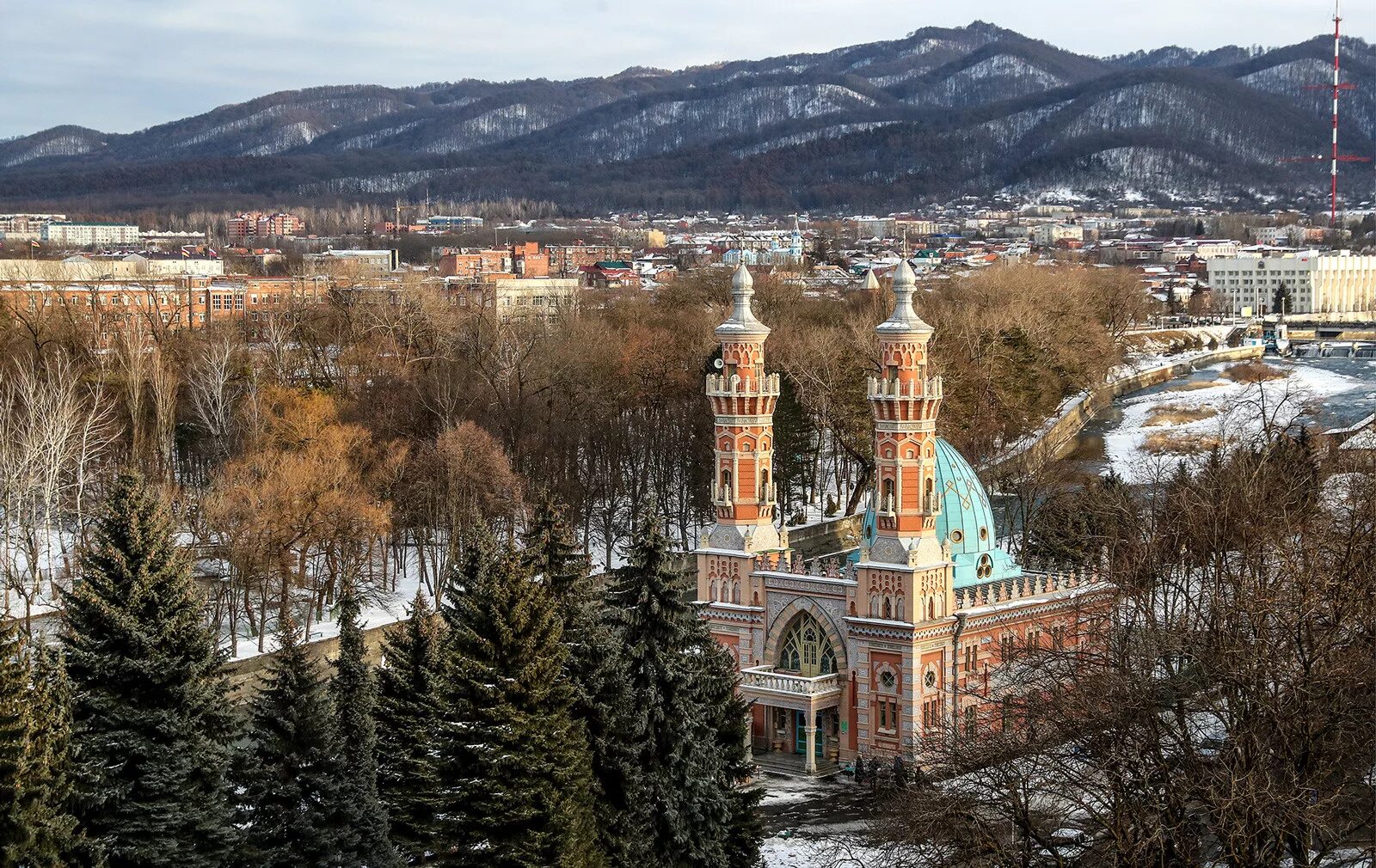 Фото владикавказа. Владикавказ. Владикавказ Россия. Владикавказ в ноябре. Владикавказ архитектура города.