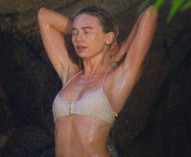 Sexiest I'm a Celebrity shower scenes.