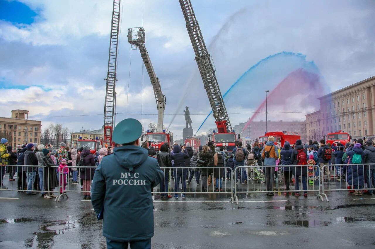 Пожарная охрана Санкт-Петербурга. Питер праздник пожарной охраны. 30 Апреля МЧС. В преддверии празднования. Мероприятие 30 апреля