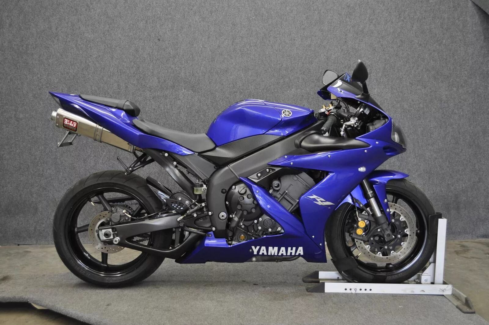 Свч резистор 50 ом. Р 1 150. Резистор р1-17-250-2-75 ом 5 производитель. Р 1 150. Yamaha yzf-r1.