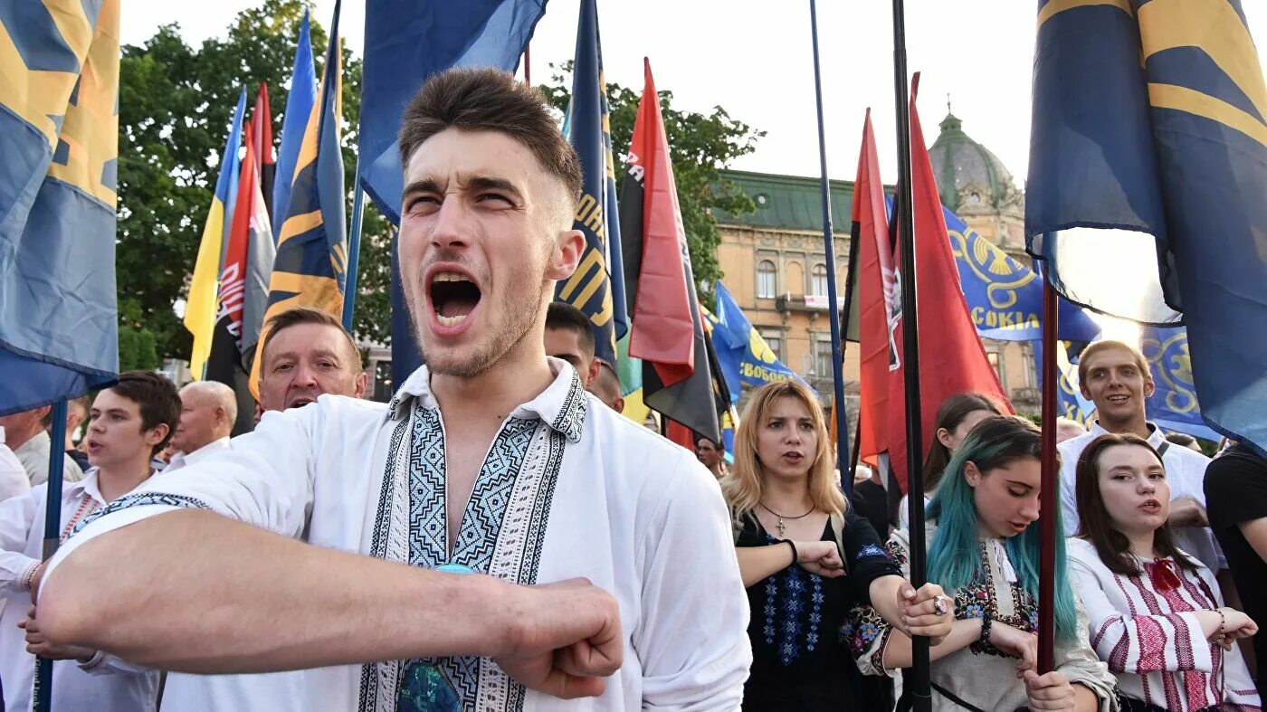 Граждане украины по украински. Население украины. Граждане украины по украински. Жители западной украины. Украинский этнос.