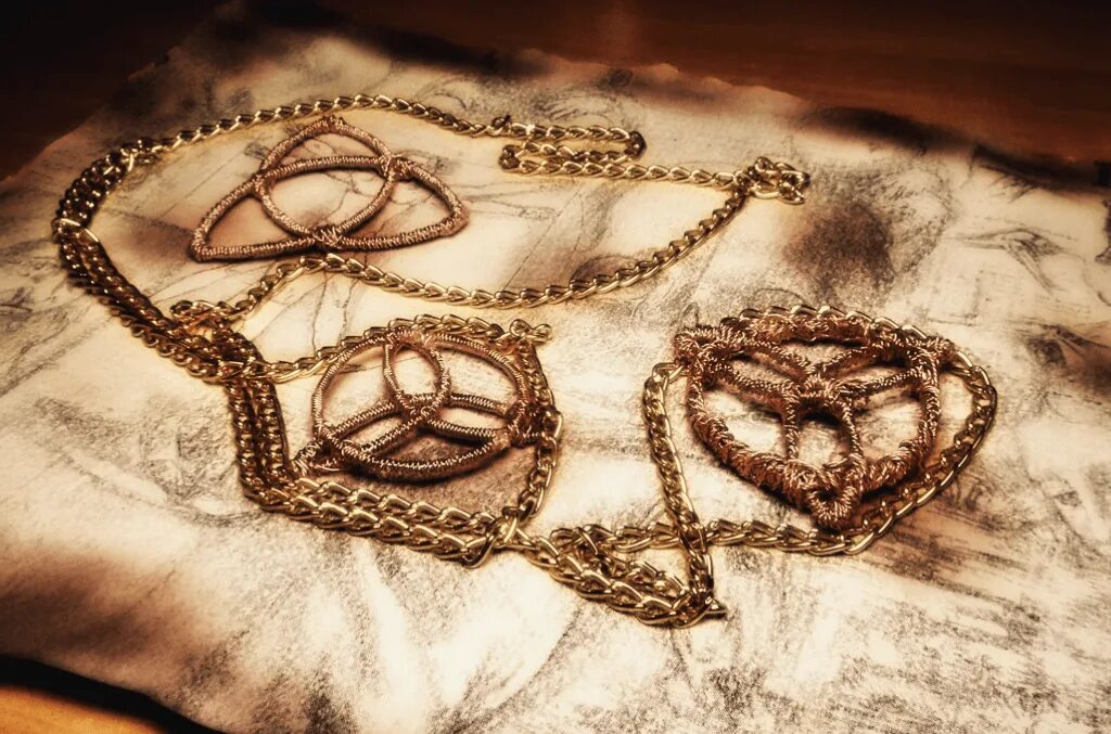 домовой нафаня оберег. китайские талисманы. старославянские амулеты. сакуров). старославянские обереги.