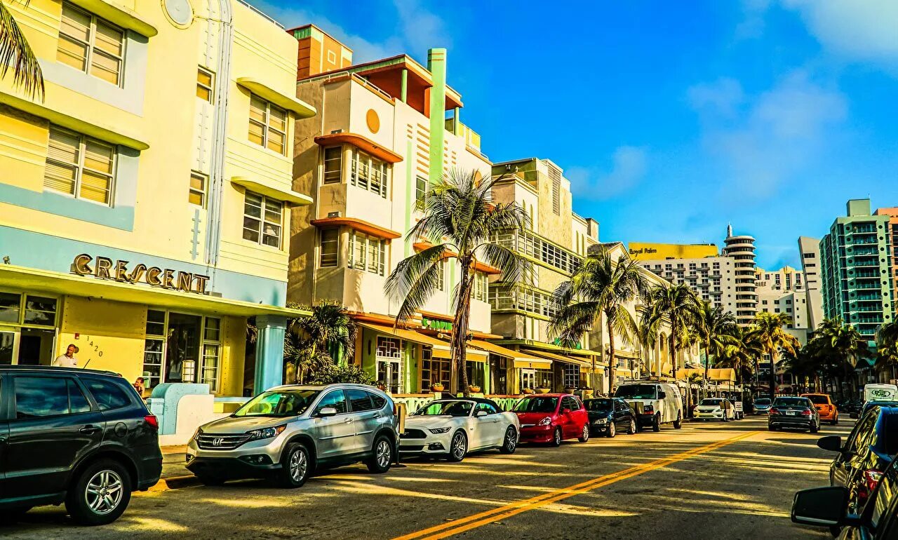 Miami skyline. Северная америка чикаго. Майами бич улица. Майами сан франциско. Лос анджелес калифорния пальмы.
