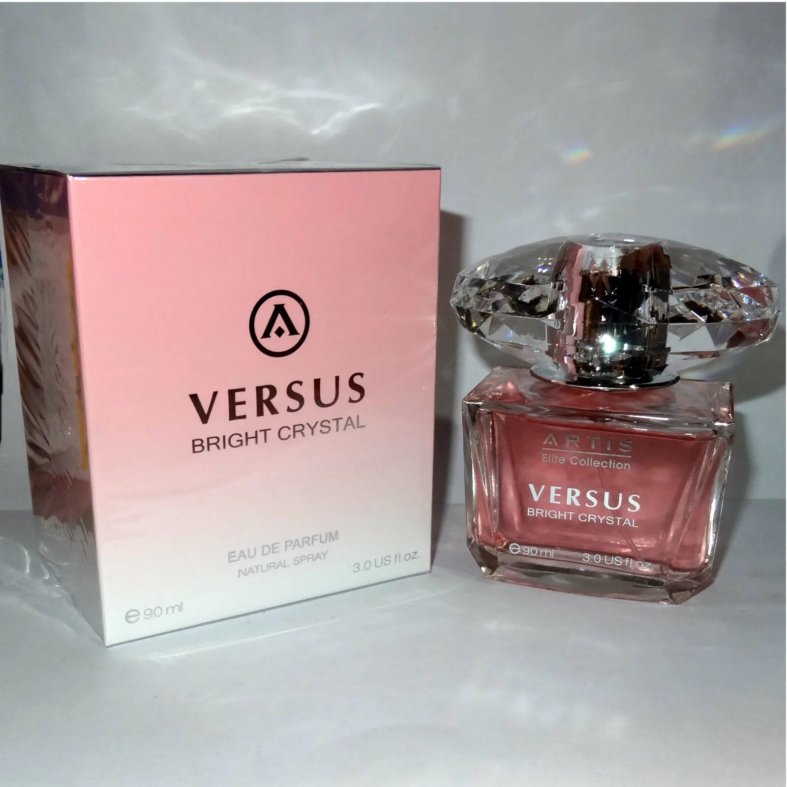 Vs crystal. Versus Bright Crystal pour femme 100 ml. Туалетная вода версус Брайт Кристал. Духи версус Брайт Кристалл. Версаче Брайт Кристалл арабские.