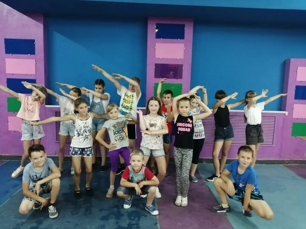 Школа танцев пролетарская. Студия танцев mdc nrg. Танцевальная студия на пролетарской. Школа танцев пролетарская. Танцевальная студия на пролетарской.
