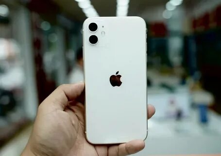 Many old iPhones have deep discounts in March 2024