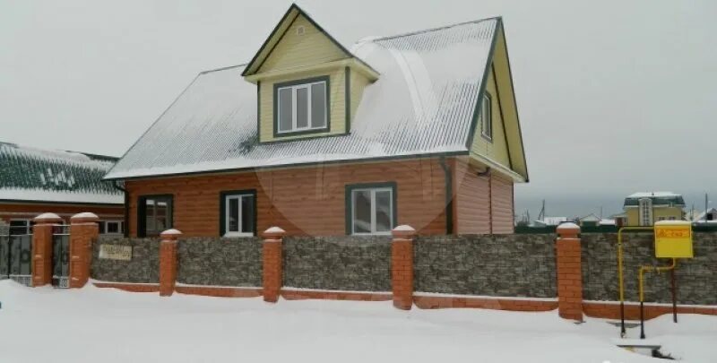 Пригород тюмени поселки. Деревня комарово тюмень. Дом в деревне пригород тюмень. Береговая коттедж тюмень. Красивые домики в тюмени.