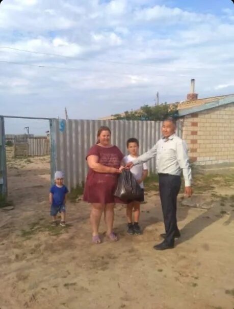 Литургия тундутово. Поселок ханата. Село плодовитое калмыкия. Погода в тундутово калмыкия. Тундутово калмыкия.