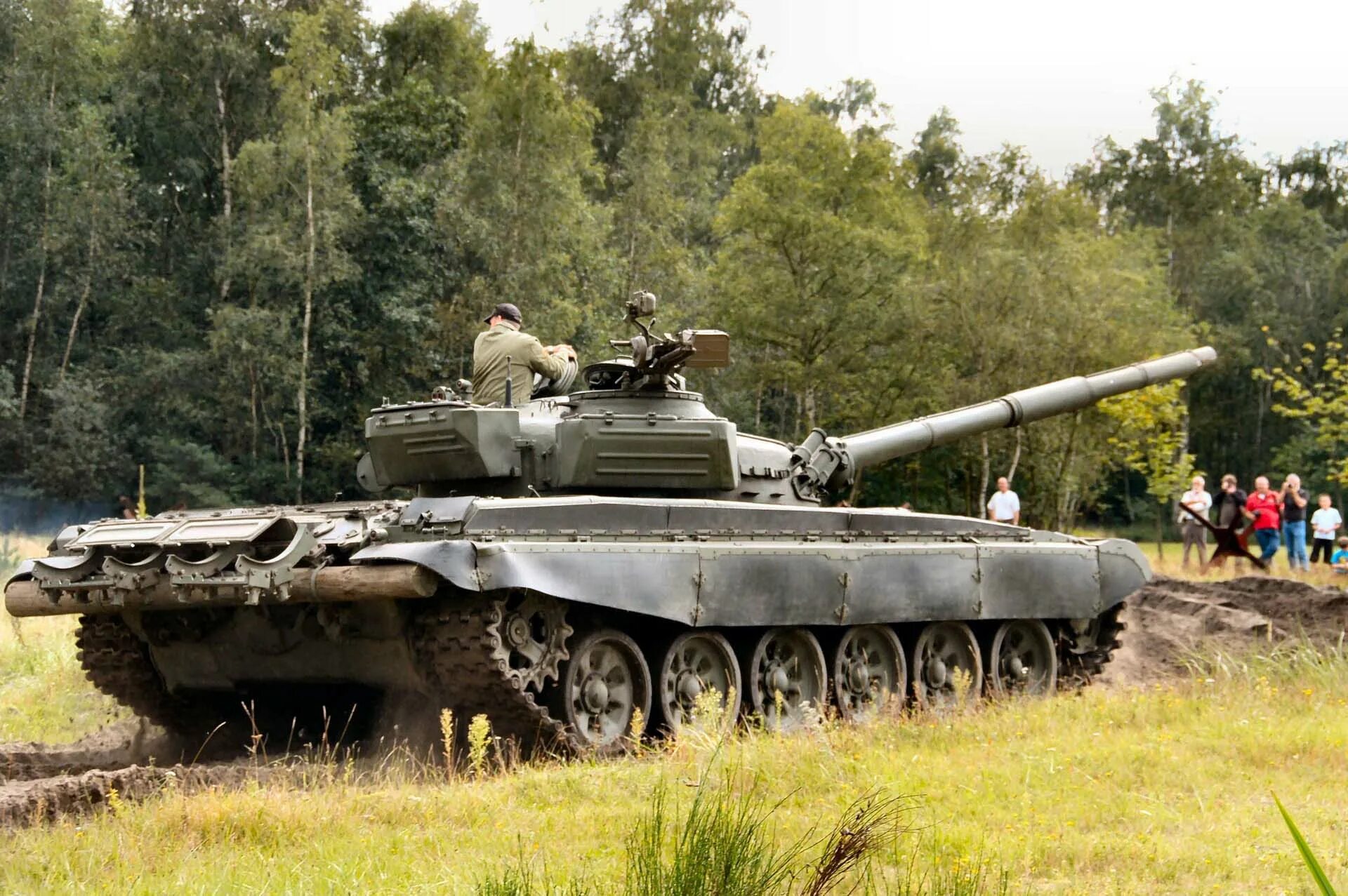 Танк т72. Танк t72-m1. Т 72. Т-72m1. Береж т