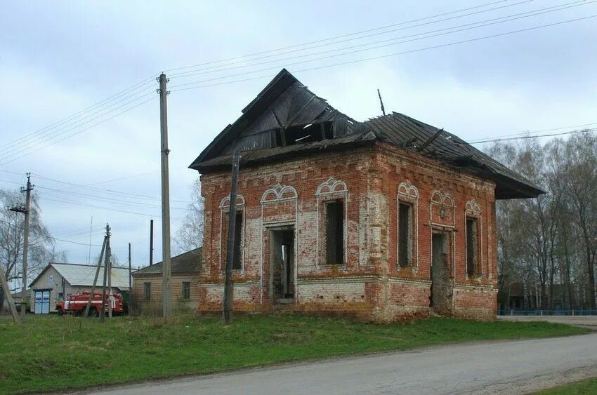 Прогноз погоды в чамзинке мордовия на неделю. Михаило-Архангельская Церковь Чамзинка. Храм Архангела Михаила (Чамзинка). Храм Михаила Архангела Чамзинка Инзенского района. Село Чамзинка Ульяновская область.