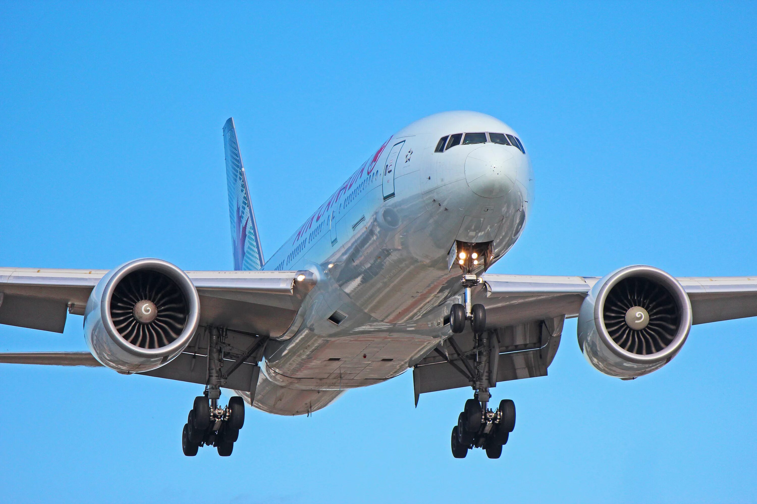 Боинг 777 200. Боинг 777. 777 LR. Boeing 777-200lr.