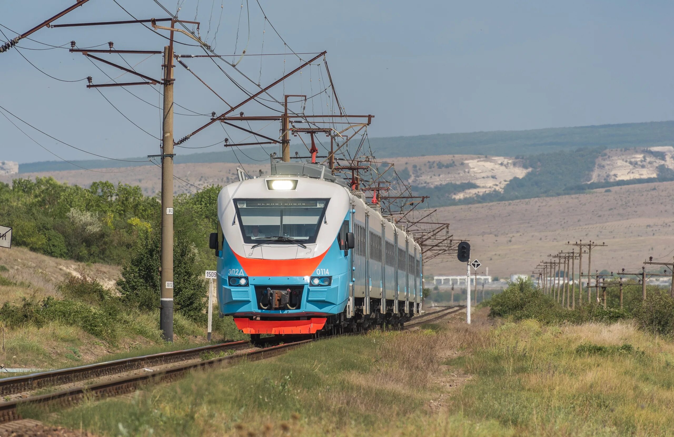 Эп2д ЮППК Крым. ЮППК Южная Пригородная пассажирская компания. Южная Пригородная пассажирская компания Симферополь. Электрички Крыма 2021.