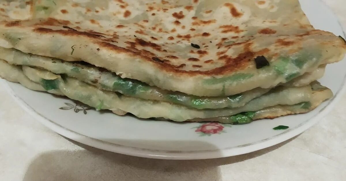Женгялов хац. Женгялов хац. Постные лепешки. Лепешка с зеленью тонкая. Пресная лепешка с зеленью как называется.