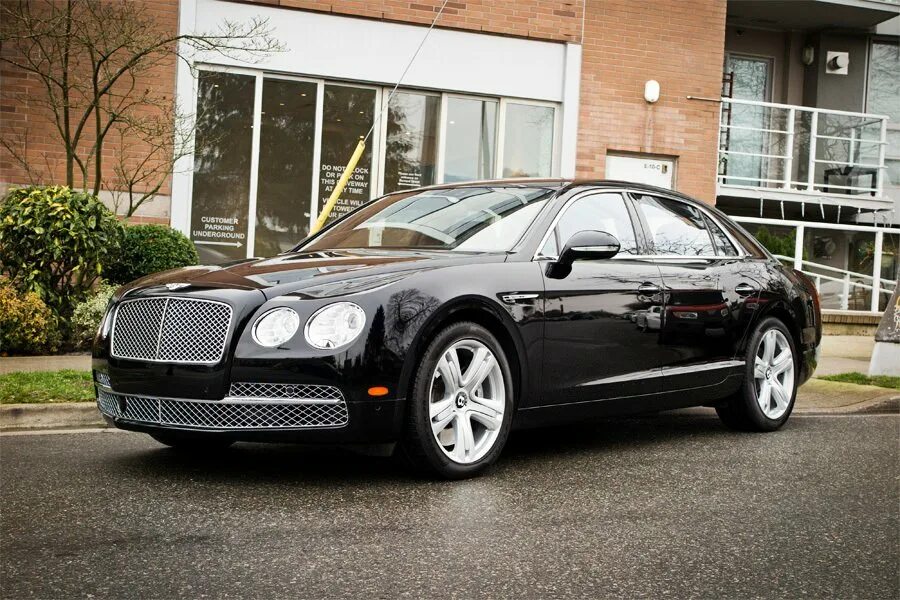 Бентли Flying Spur 2014. Bentley Continental Flying Spur w12. Бентли Flying Spur w12. Bentley Flying Spur w12 Black.