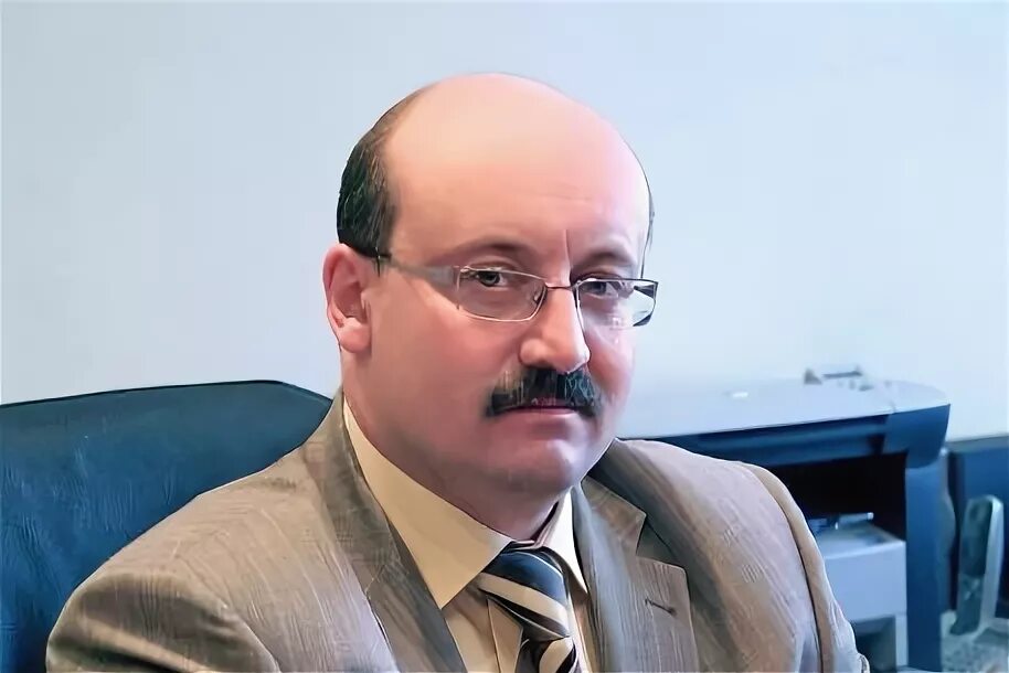 Артем Здунов продолжает совмещать должность врио главы Мордовии с постом премьер