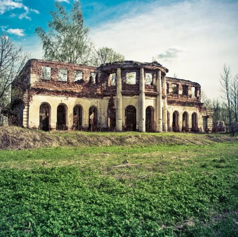 Что появилось в усадьбе при голицыных. Усадьба голицына самуйлово. усадьба самуйлово смоленская область. усадьба князей голицыных в самуйлово. самуйлово смоленская губерния имение голицыных.
