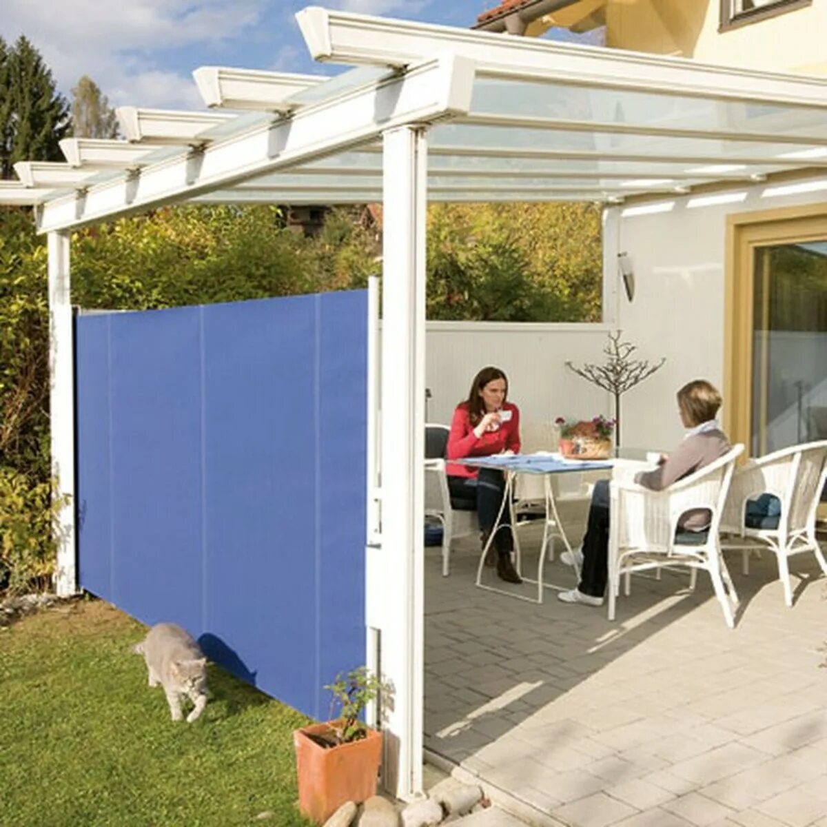 Шторы в беседку. Защитные шторы для террасы. Защита террас. Защитные шторы для беседки. Защита от ветра на веранде.