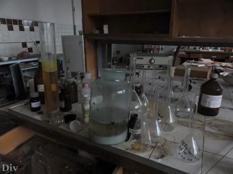 Оргстекло изделия из оргстекла. Стекло производство. Завод рулон дзержинск. Завод дос дзержинск. Оргстекло завод.