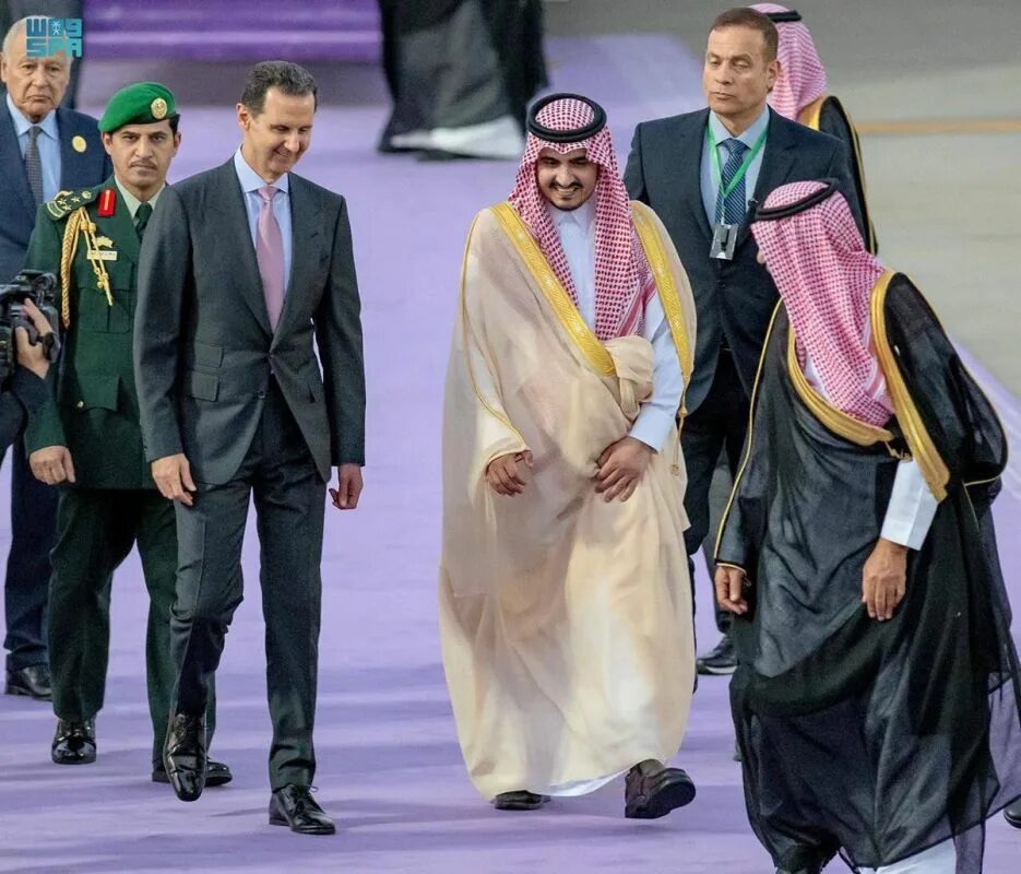 Король Саудовской Аравии 2023. Башар Асад на саммите Лиге арабских государств. Саммит в Саудовской Аравии 2023.