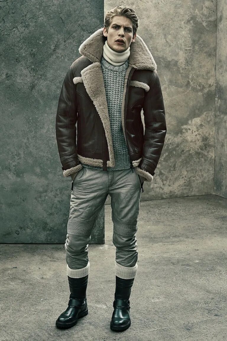 Мужское одежда зима. Зимняя куртка Belstaff look. Мужская куртка Авиатор 2020. Мужские дубленки 2022 2023. Мужская дубленка Авиатор 2022.