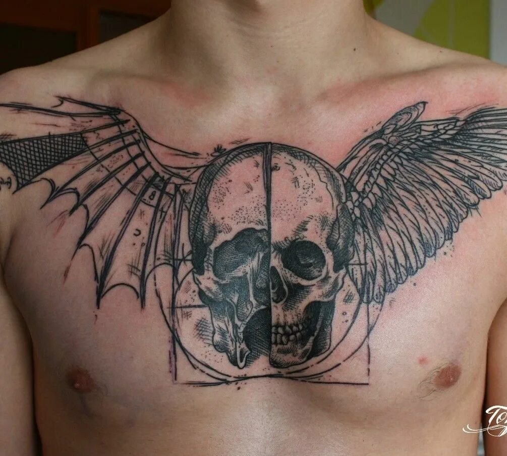 тату череп с крыльями на грудине. тату череп с крыльями. тату череп с крыльями на плече. тату череп с крыльями на спине. тату череп с крыльями.