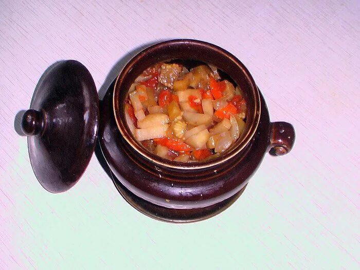 грузинское чанахи. чанахи сыры в упаковках фото. мир тесен чанахи. баклажаны в горшочках. мясо с грибами в горшочке в духовке.