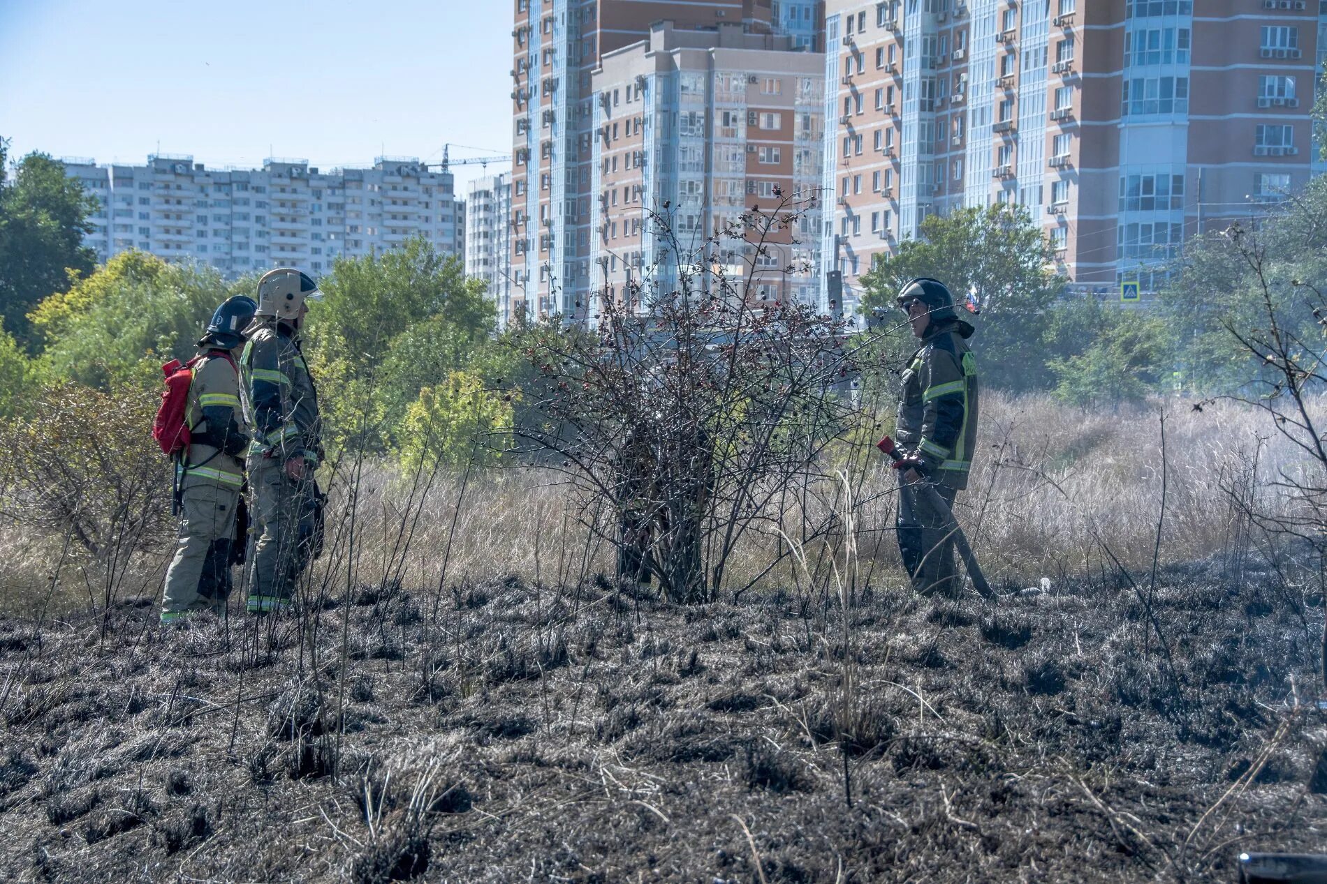 Новости 7.00. Пожар в Новороссийске. Пожар в Новороссийске 01.05.2023. Пожар в 29 школе Новороссийск. Новороссийск пожар сегодня 2022.