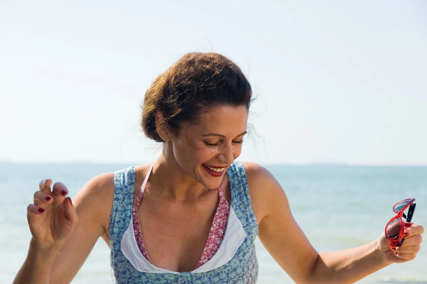 огни притона главная героиня. огни притона отзывы. оксана фандера в фильме огни притона. кристиан жереги огни притона. огни притона фильм 2011.