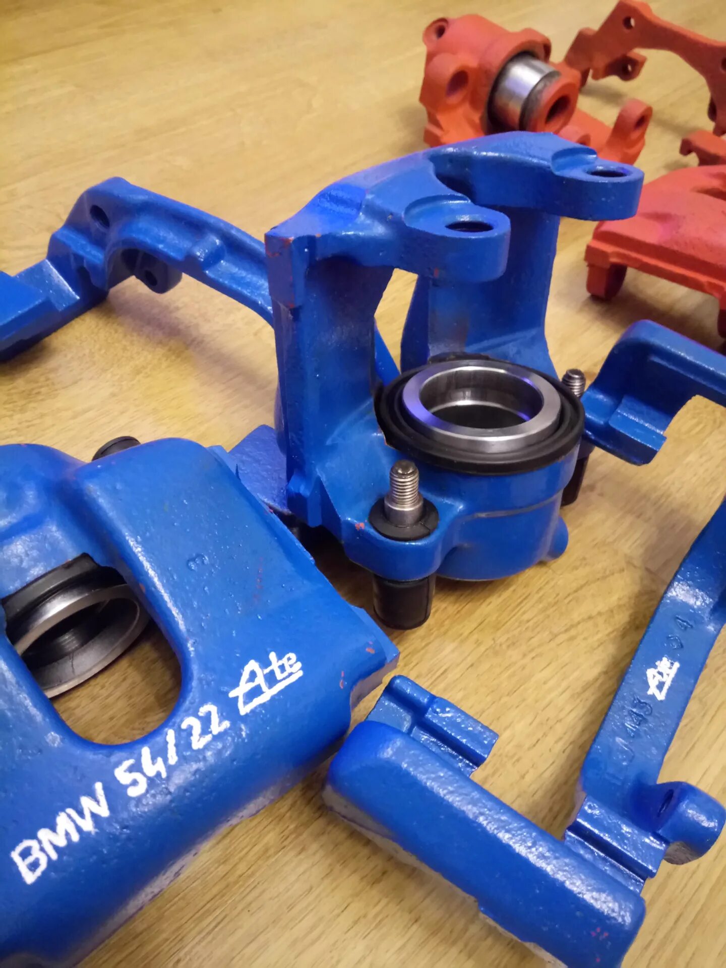 Суппорт ate 9293. Ate 57 мм. Ate суппорт 6005. Суппорта ate vw crafter. Задний тормозной суппорт brilliance v5.