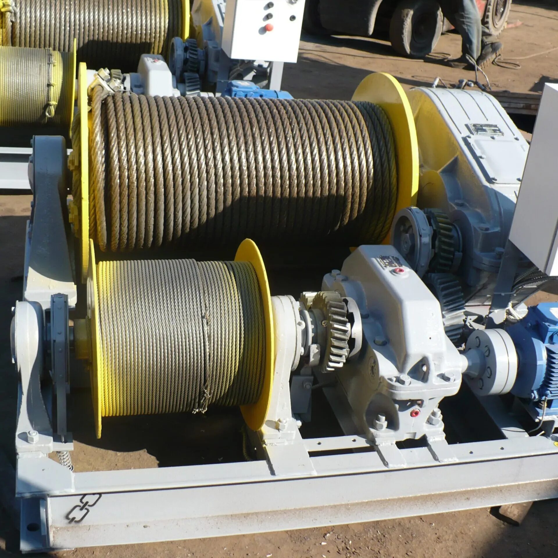 Лебедка маневровая лэм-15. Тл 15м. Маневровой лебедки лэм-20:. Маневровой лебедки лэм-20:. Лебедка тяговая тл-20а.