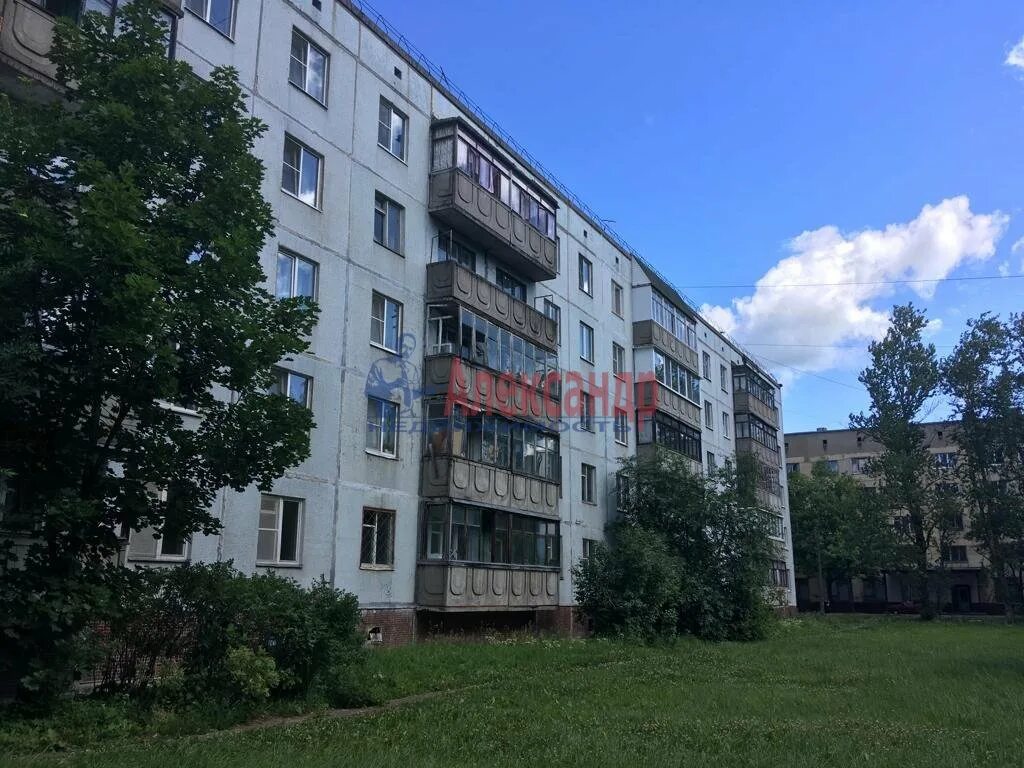 Площадь володарского. Волхов ул. Волхов благоустройство. Володарского 81. Володарского, дом 130.