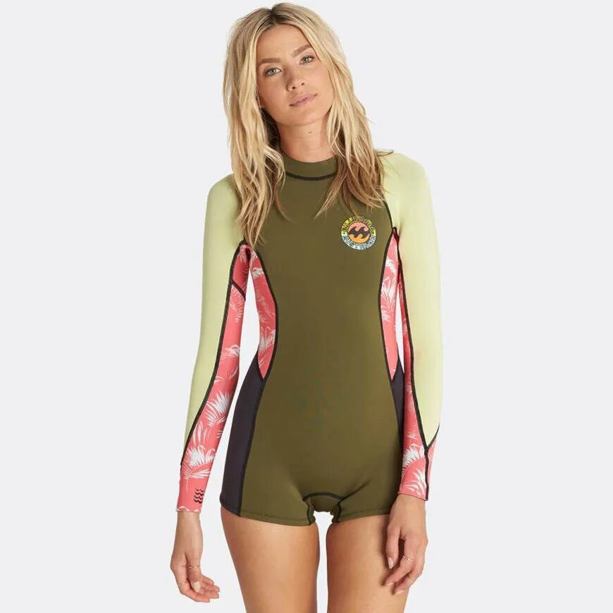 Оранжевое термобелье для сноуборда billabong. Оранжевое термобелье для сноуборда billabong. Billabong одежда о бренде. Billabong warm up tech tee. Водолазка для серфинга.