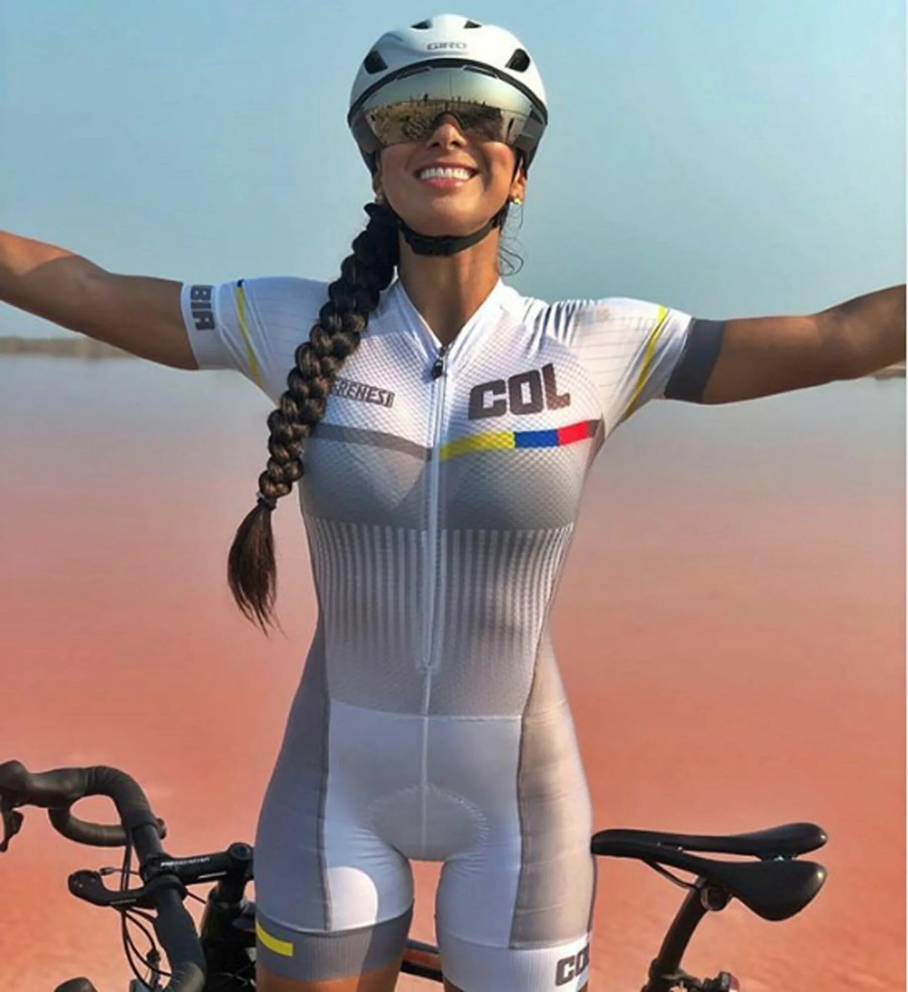 Спортсменки велоспорта. Пак мунен велосипедистка. Пак мунен puck moonen. Спортсменки велоспорта. Спортсменки велоспорта.