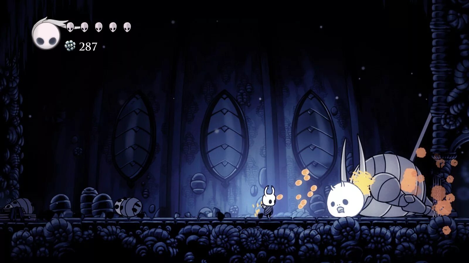 Гусеничка Холлоу Найт. Hollow Knight гусенички. Повитуха Hollow Knight. Папа гусеничек Hollow Knight. Гусеница холлоу найт