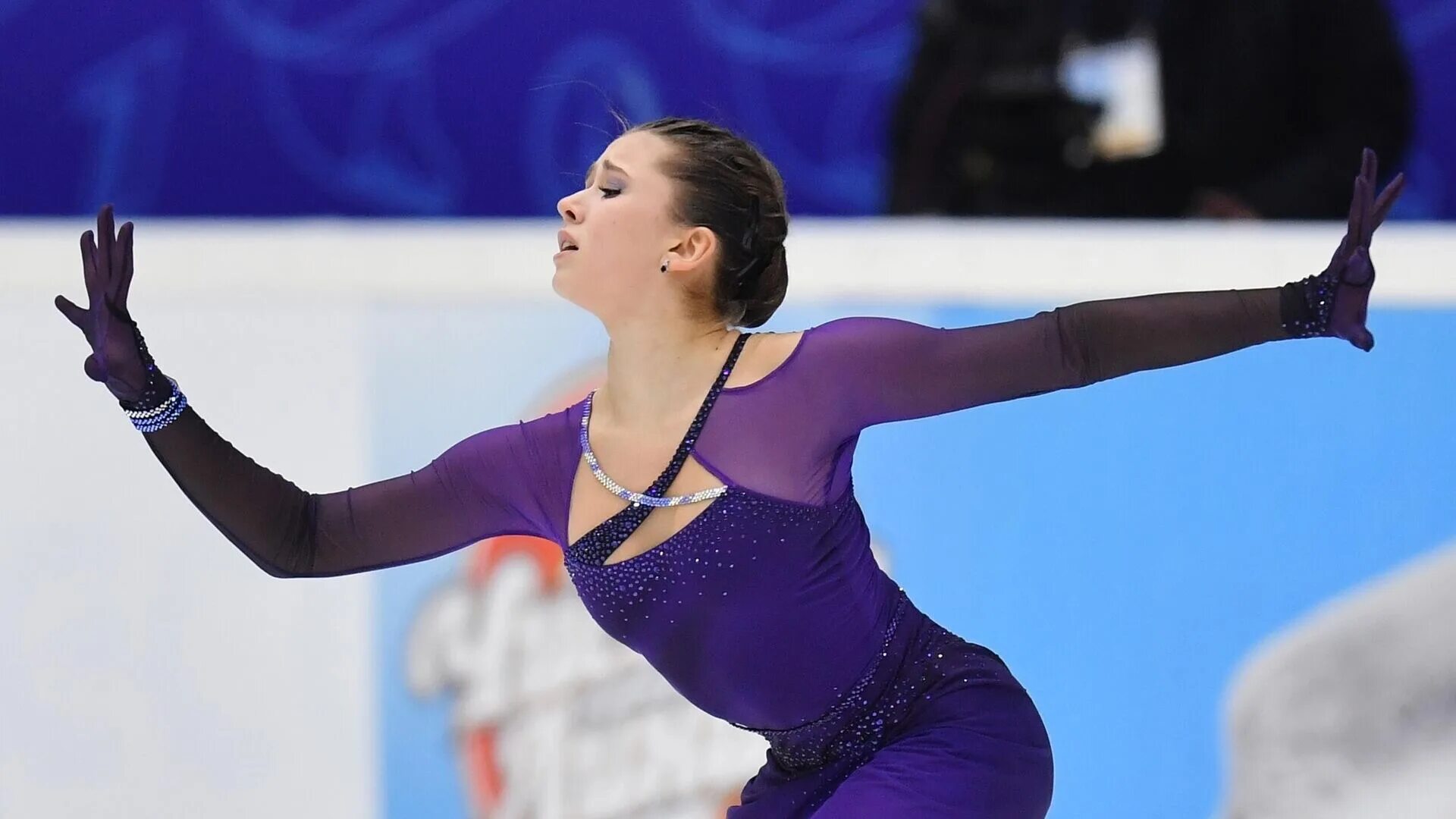 Камила валиева кубок первого канала 2021. Камила валиева первый канал. Валиева 1 канал. Камила валиева 2022. Камила валиева 2022.