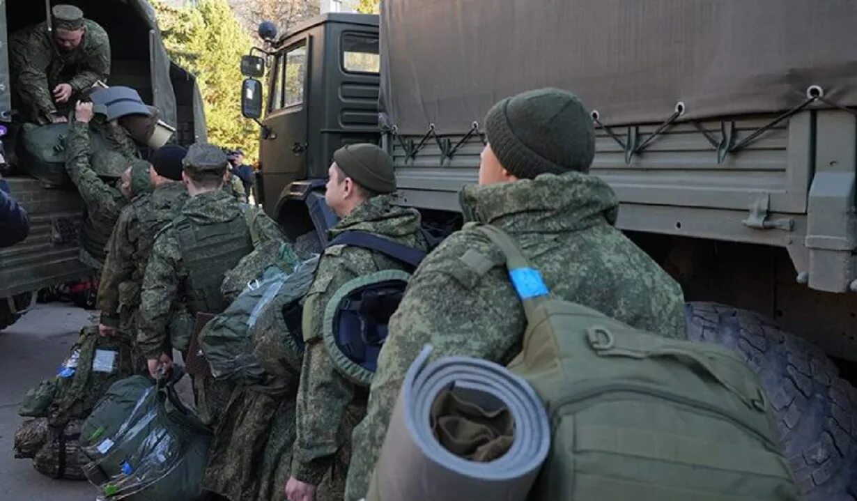 Экипировка военнослужащего. Военное положение. Российский военнослужащий. Солдаты России. Вторая частичная мобилизация в россии 2024