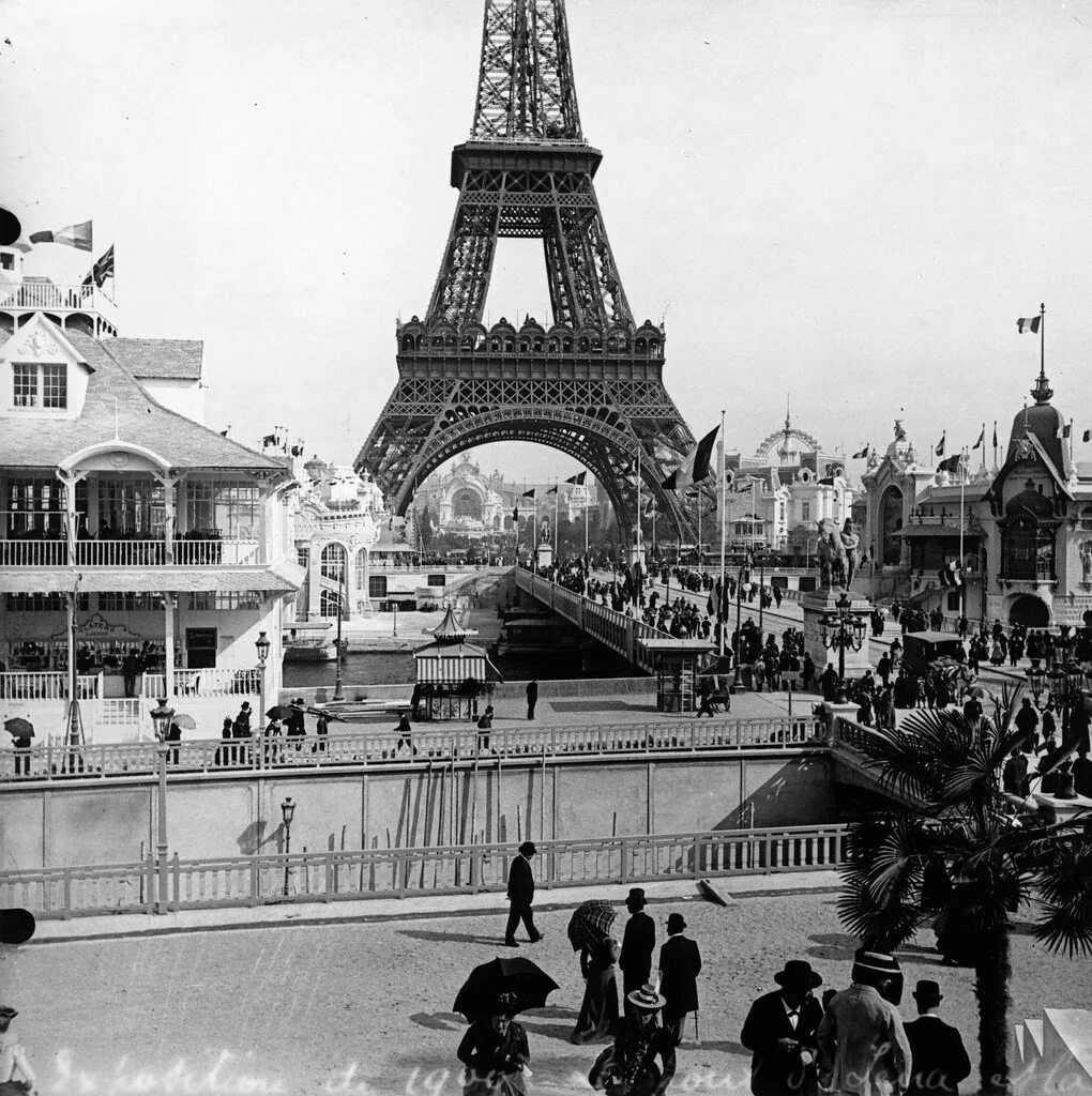 1900 Париж Франция. Эйфелева башня 1900 год. 1910 Год, Париж Эйфелева башня. Эйфелева башня в Париже 1889 год.