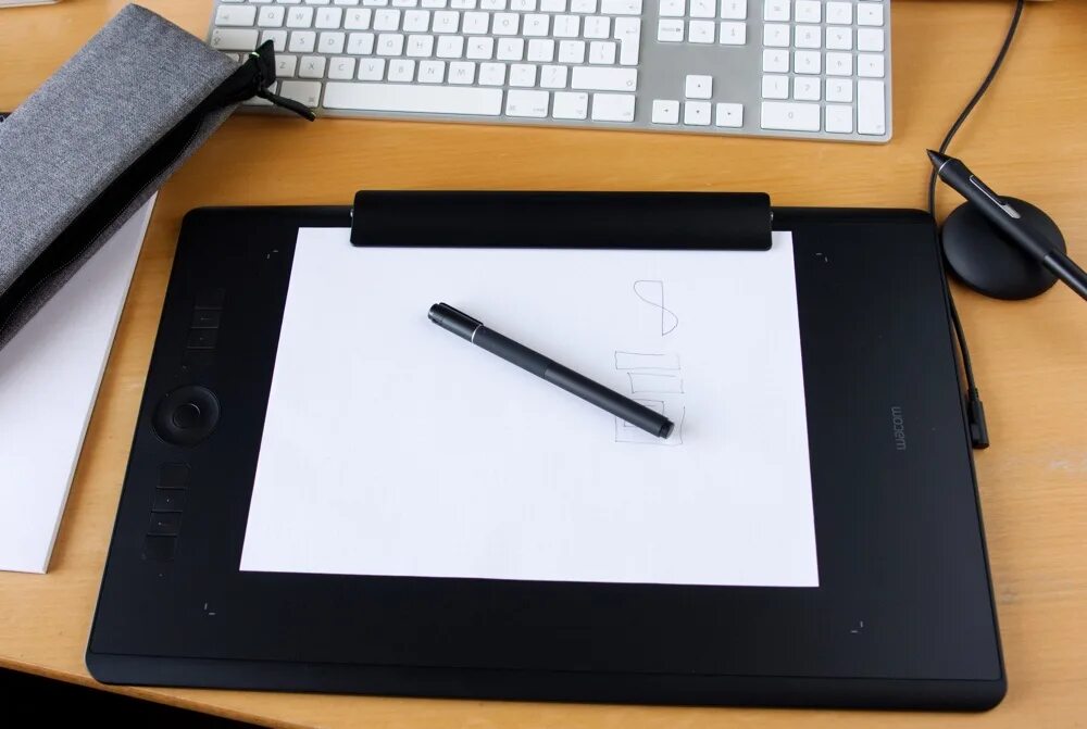 Intuos pro paper. Wacom intuos pro paper edition. wacom intuos pro large paper edition (pth-860p-r). wacom intuos pro large paper edition. графический планшет wacom intuos pro medium paper edition (pth-660p) ростест (eac) черный.