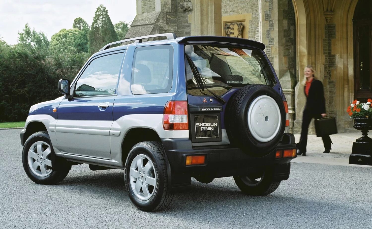 Mitsubishi трехдверная. Mitsubishi Pajero Pinin 1999. Мицубиси Паджеро Пинин 2000. Mitsubishi Pajero Pinin 3 дверный. Mitsubishi Pajero Pinin 3 двери.