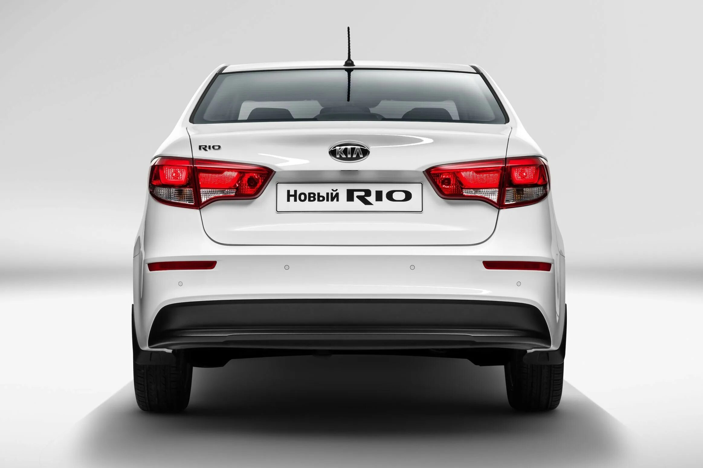 Страница 4 2015 года. Kia Rio 2015 задняя часть.