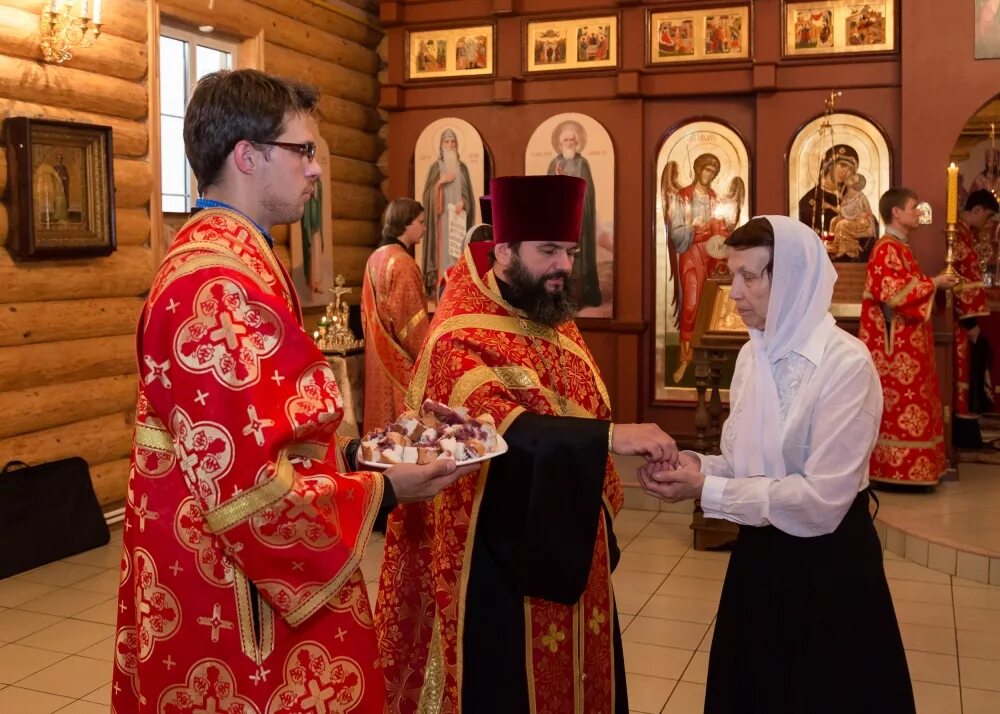 Храм наталии пенза. Храм Адриана и Наталии Саратов. Церковь Адриана и Натальи Пенза. Настоятель храма Адриана и Наталии в г.Пенза. Престольный праздник храма Адриана и Наталии в Пензе.