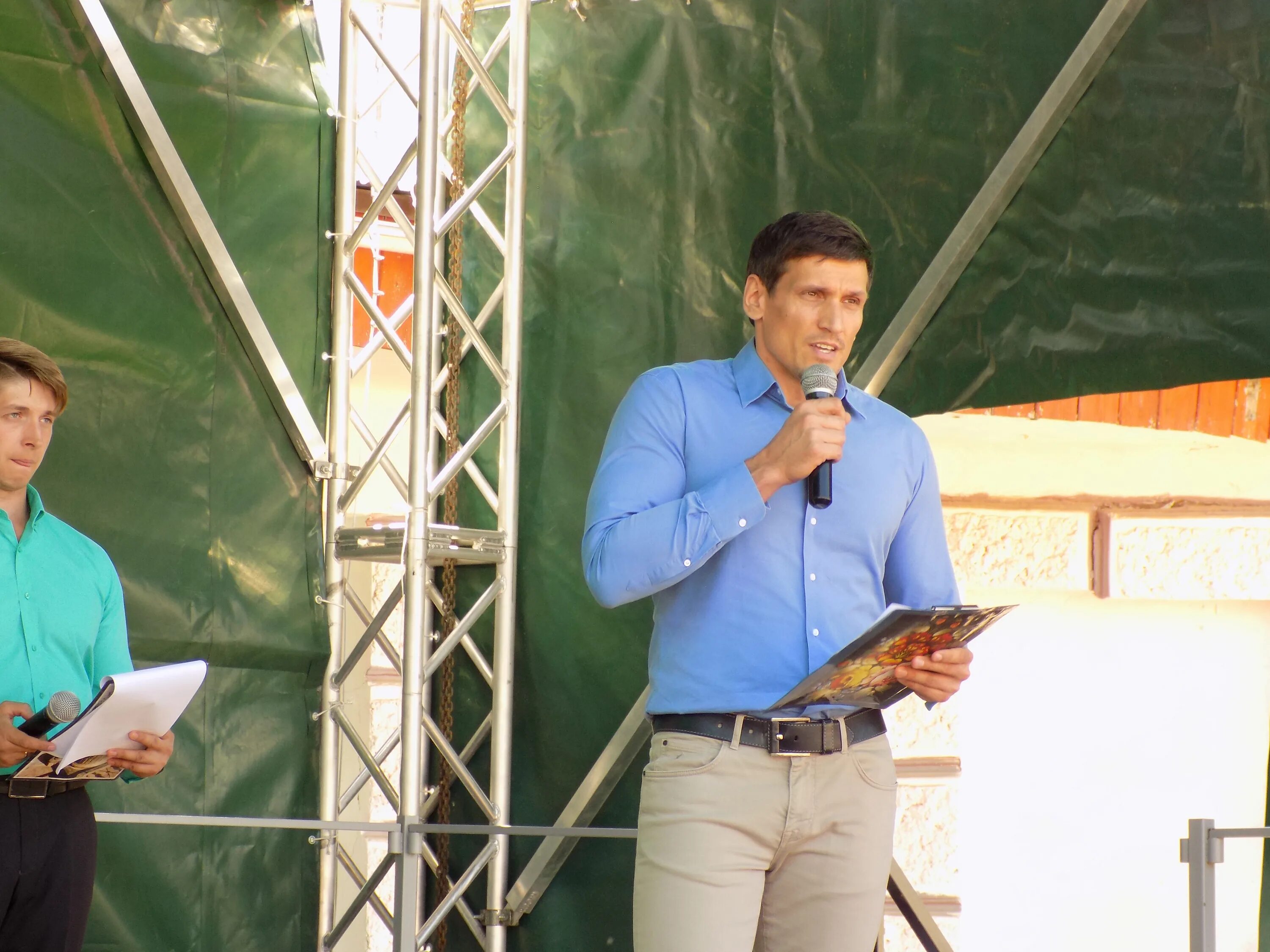 Работа г очер. Генеральский дом ижевск старые фото. Работа г очер. Краеведческий музей очер. Работа в очере.