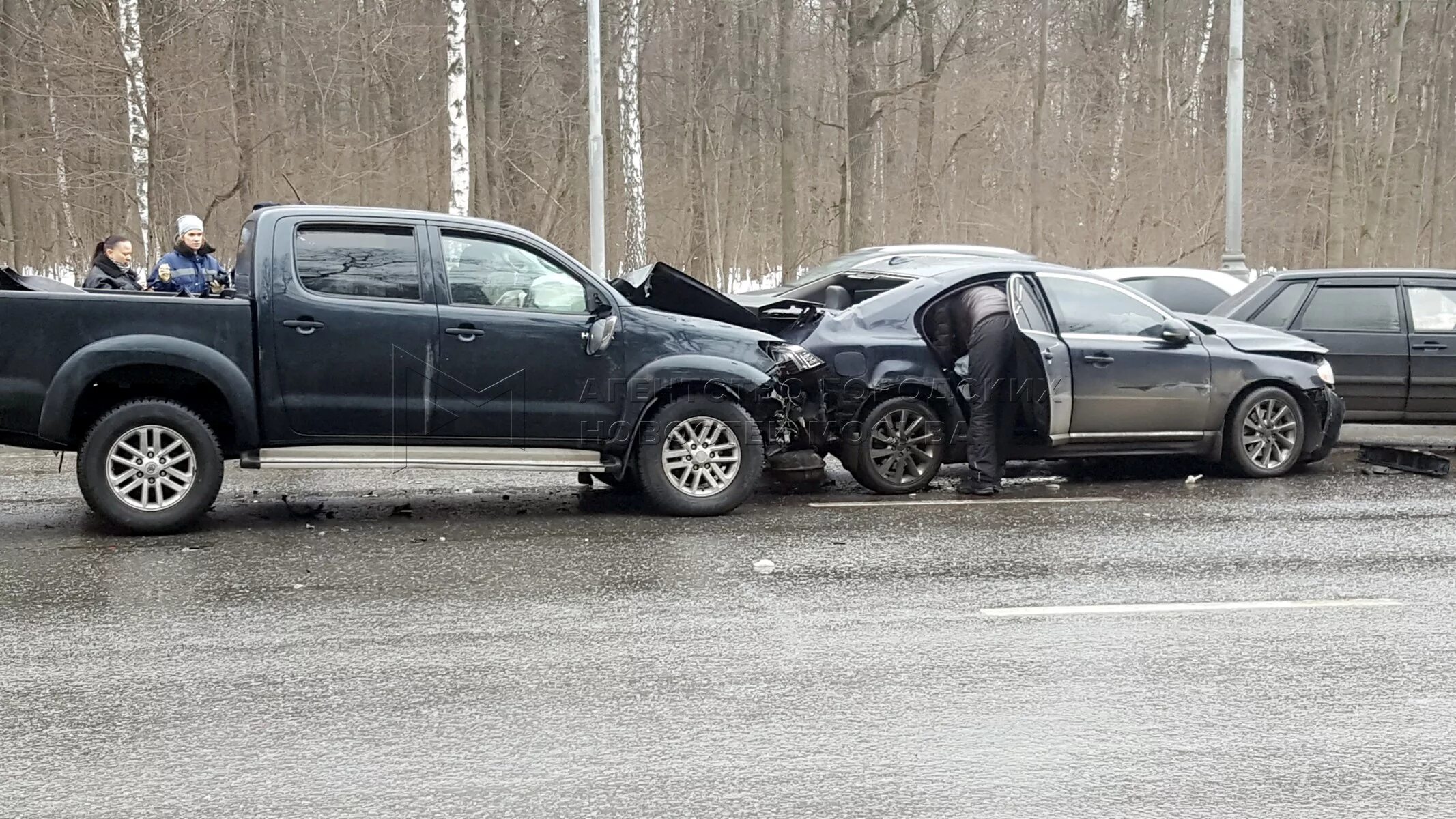 Авария на шоссе энтузиастов сегодня утром. Шоссе энтузиастов сейчас. Дтп энтузиастов. Шоссе энтузиастов дтп сейчас. Дтп на шоссе энтузиастов в москве сейчас.
