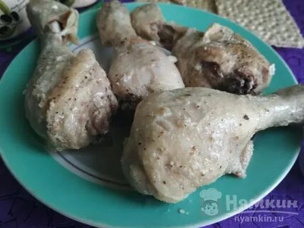Куриные голени сметане с чесноком