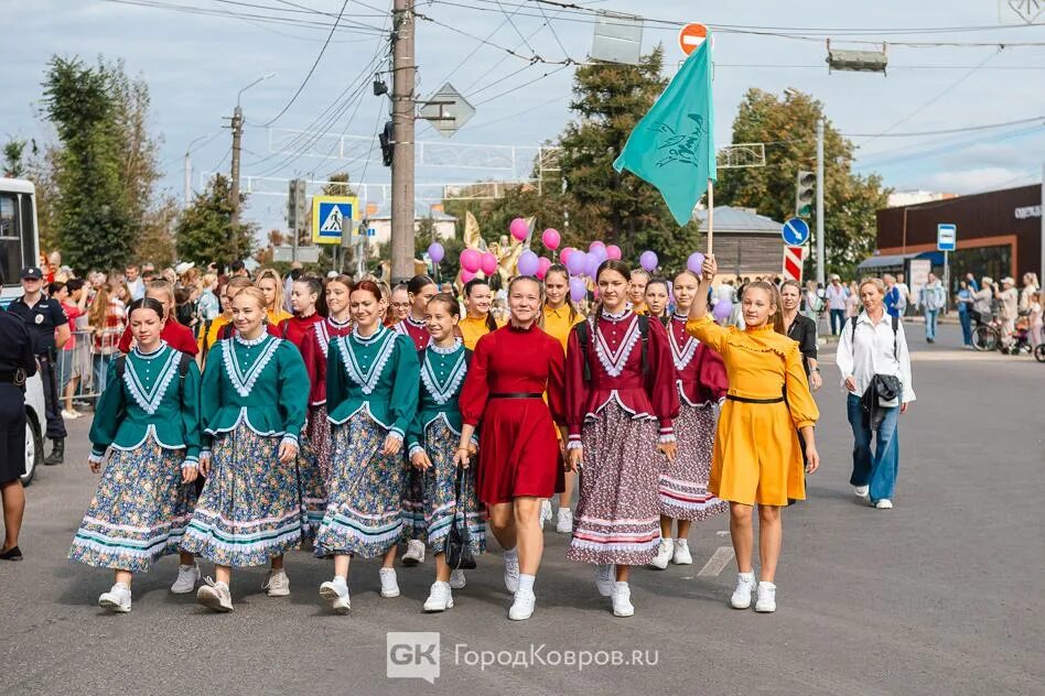 Погода в коврове владимирской на 10 дней. Население Коврова на 2023. Ковров друндины Фелицата.