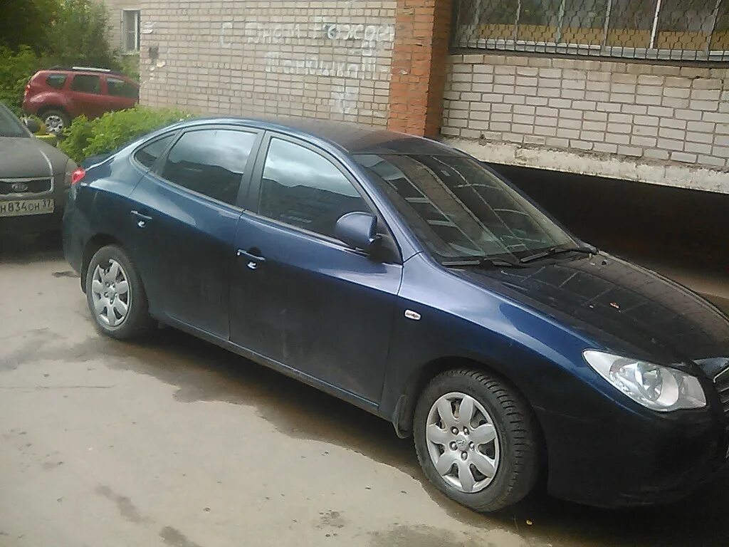 Авито иваново купить авто. Hyundai Elantra 2008. Хендай Элантра 2010г. Хендай Элантра 2010 р16. Хендай Элантра 2010г r19.