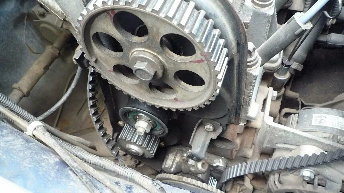 5. метки грм ваз 2114. грм ваз 2114. 6. выставить метки грм 2115.