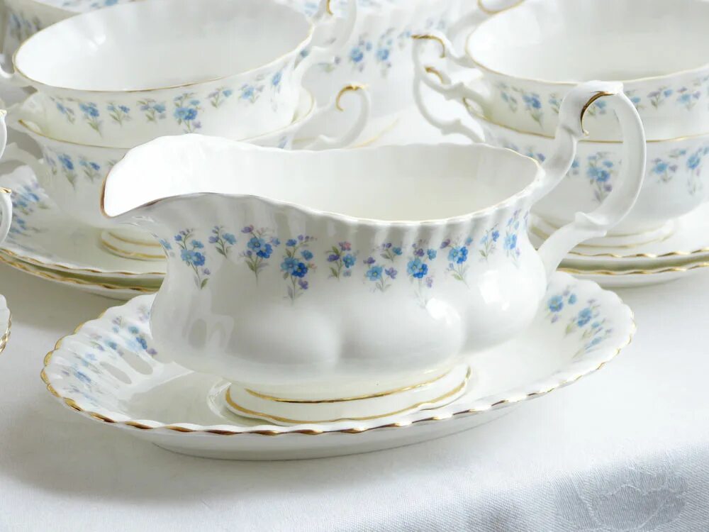 Чайный сервиз дулево незабудки. Супница незабудки чешский сервиз. Сервиз незабудки. Чешский столовый сервиз с незабудками. Сервиз незабудки дулево фарфоровый.