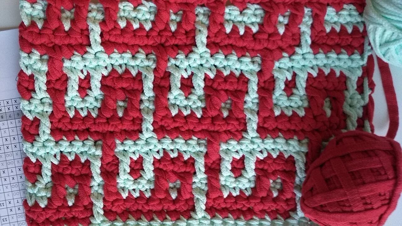 Техника мозаичного вязания крючком. Мозаика крючком. Мозаичное вязание крючком. Мозаика крючком поворотными рядами. Мозаичное вязание крючком плед.